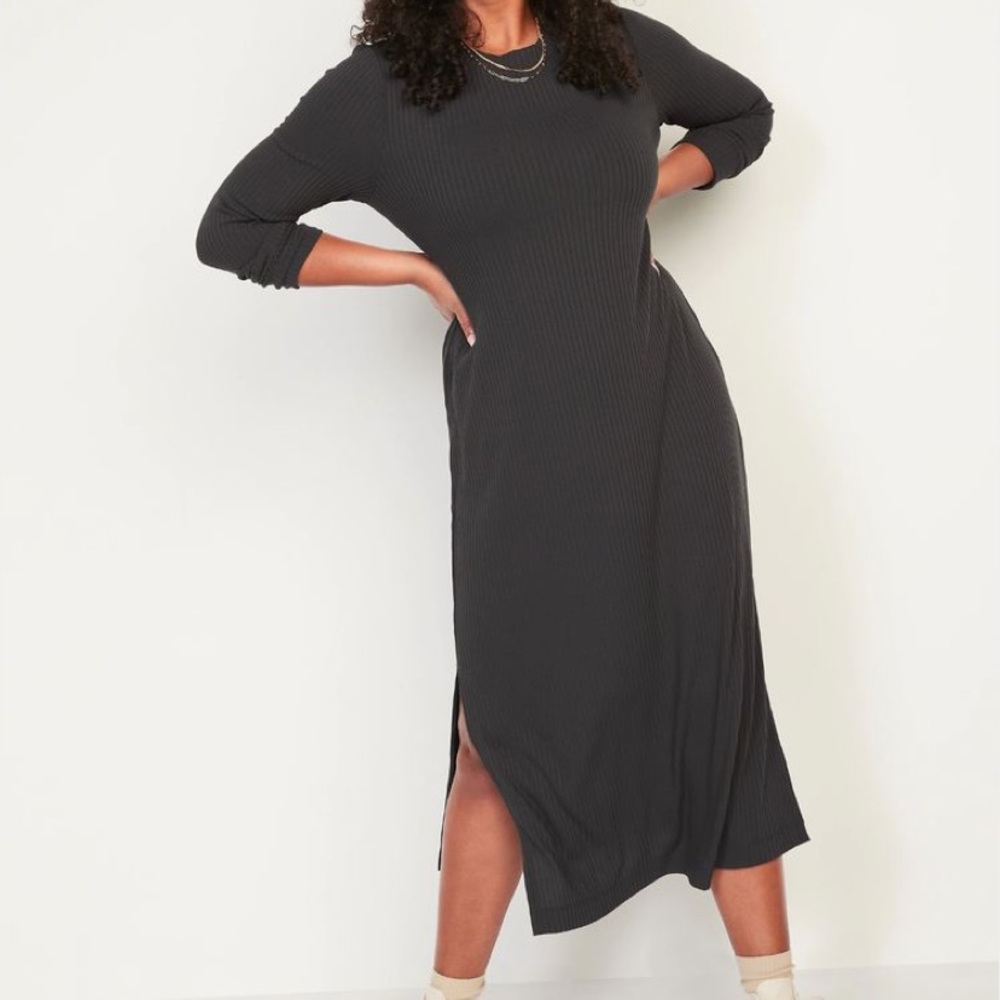 Ribbed long sleeve maxi dress